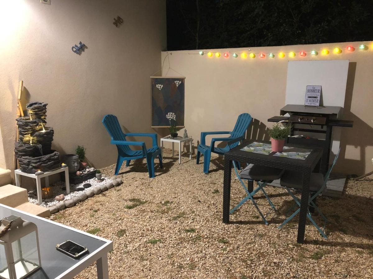 Esprit Zen En Provence Studio Spa Privatif Cheval-Blanc Exterior foto